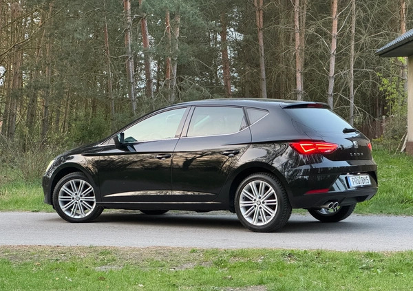 Seat Leon cena 55999 przebieg: 179999, rok produkcji 2017 z Słupsk małe 326